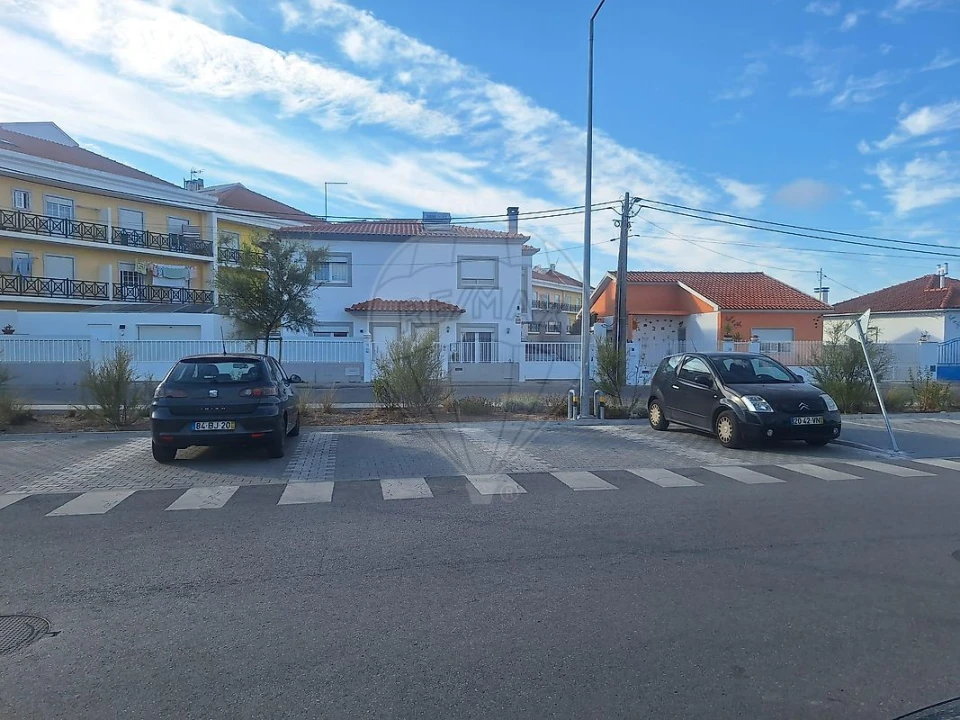 Moradia T3 para Venda em Silveira Foto 5