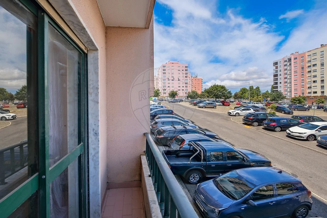 Apartamento T2 para Venda em Cacém e São Marcos Foto 21