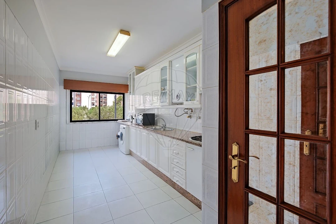 Apartamento T2 para Venda em Cacém e São Marcos Foto 9