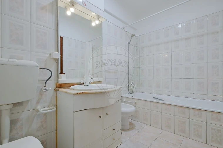 Apartamento T2 para Venda em Cacém e São Marcos Foto 22