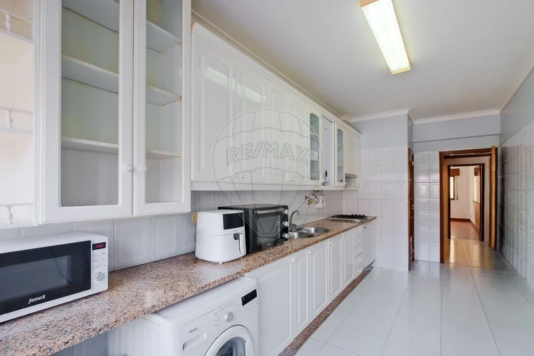 Apartamento T2 para Venda em Cacém e São Marcos Foto 14