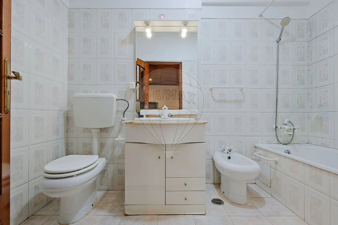 Apartamento T2 para Venda em Cacém e São Marcos Foto 20