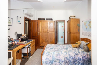 Apartamento T3 para Venda em Sesimbra (Santiago)