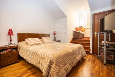 Apartamento T3 para Venda em Sesimbra (Santiago)