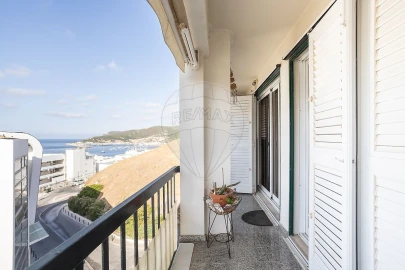 Apartamento T3 para Venda em Sesimbra (Santiago)