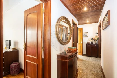 Apartamento T3 para Venda em Sesimbra (Santiago)