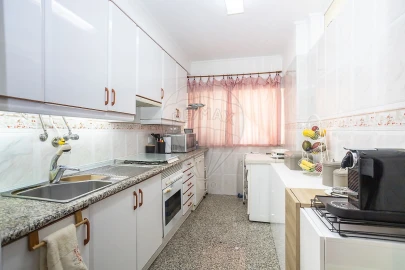 Apartamento T3 para Venda em Sesimbra (Santiago)