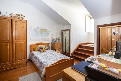 Apartamento T3 para Venda em Sesimbra (Santiago)