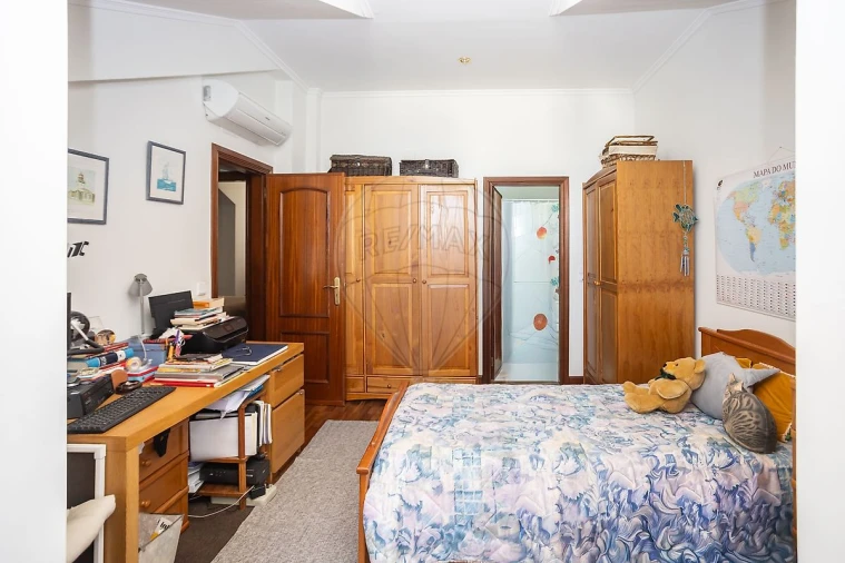 Apartamento T3 para Venda em Sesimbra (Santiago) Foto 9