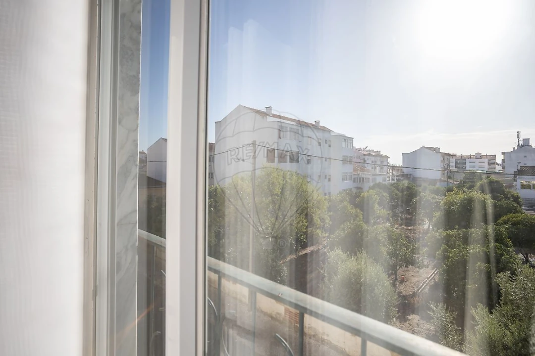 Apartamento T2 para Venda em Pinhal Novo Foto 16