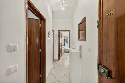 Apartamento T2 para Venda em Baixa da Banheira e Vale da Amoreira