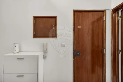 Apartamento T2 para Venda em Baixa da Banheira e Vale da Amoreira