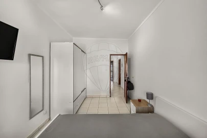 Apartamento T2 para Venda em Baixa da Banheira e Vale da Amoreira