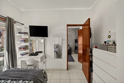 Apartamento T2 para Venda em Baixa da Banheira e Vale da Amoreira