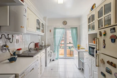 Apartamento T1 para Venda em Algueirão-Mem Martins