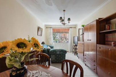 Apartamento T1 para Venda em Algueirão-Mem Martins