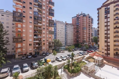 Apartamento T1 para Venda em Algueirão-Mem Martins