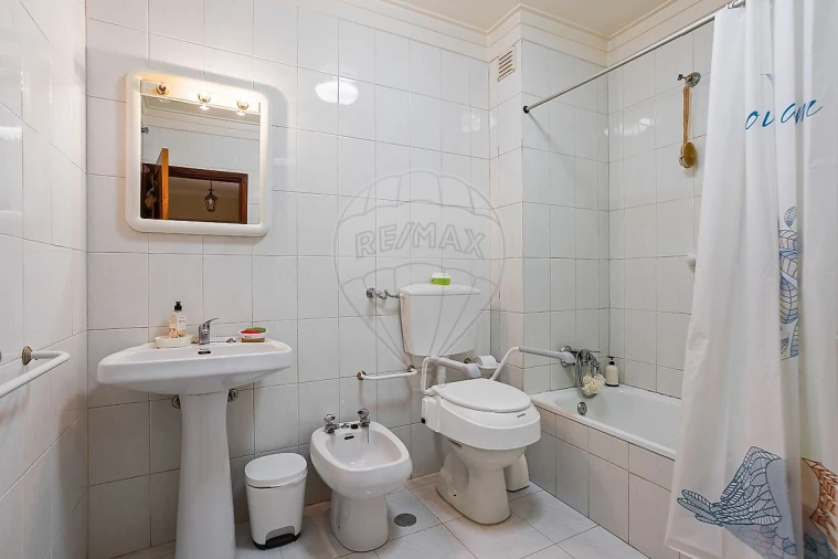 Apartamento T1 para Venda em Algueirão-Mem Martins Foto 9