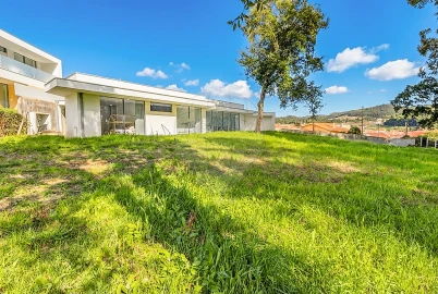 Moradia T2 para Venda em Romariz