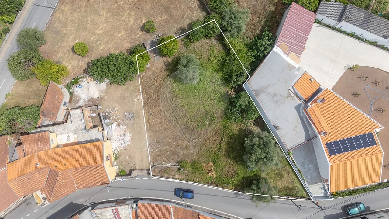 Terreno para Venda em Eiras e São Paulo de Frades Foto 3