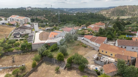 Terreno para Venda em Eiras e São Paulo de Frades