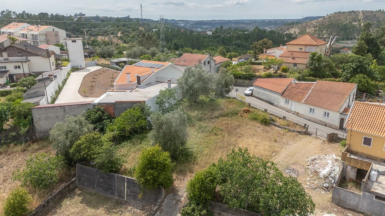 Terreno para Venda em Eiras e São Paulo de Frades Foto 5