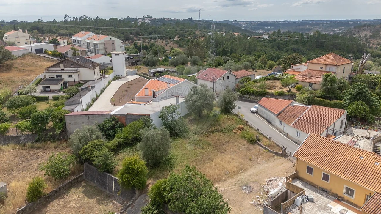 Terreno para Venda em Eiras e São Paulo de Frades Foto 10