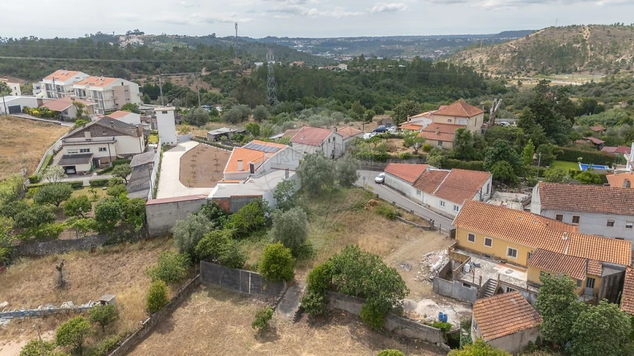 Terreno para Venda em Eiras e São Paulo de Frades Foto 2