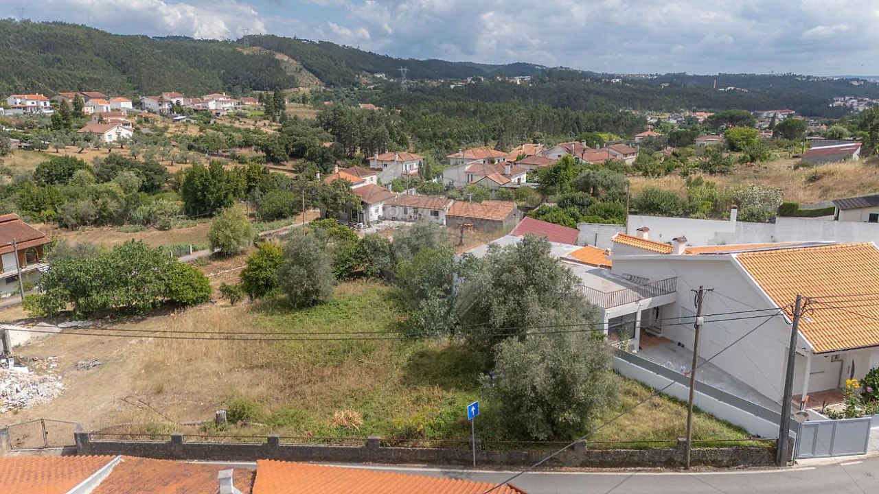 Terreno para Venda em Eiras e São Paulo de Frades Foto 9