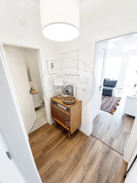 Apartamento T2 para Arrendamento em Algés, Linda-A-Velha e Cruz Quebrada-Dafundo
