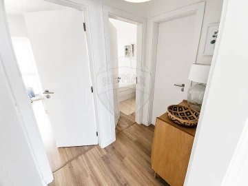 Apartamento T2 para Arrendamento em Algés, Linda-A-Velha e Cruz Quebrada-Dafundo
