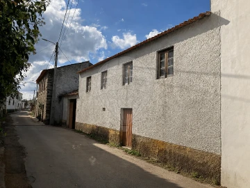 Moradia T4 para Venda em Lousã e Vilarinho