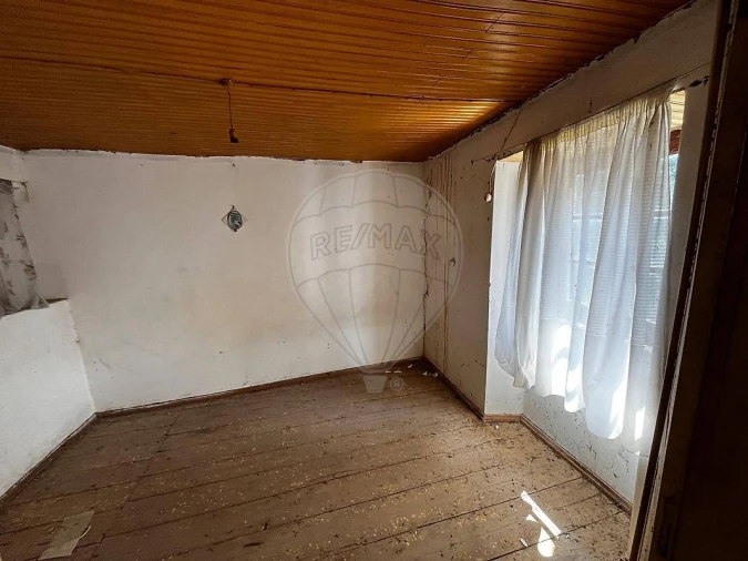 Moradia T4 para Venda em Lousã e Vilarinho Foto 3