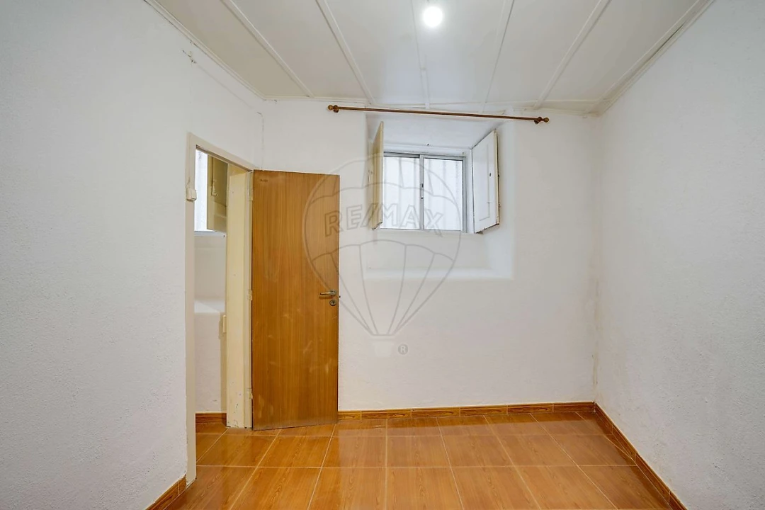 Apartamento T3 para Venda em Santa Maria Maior Foto 4
