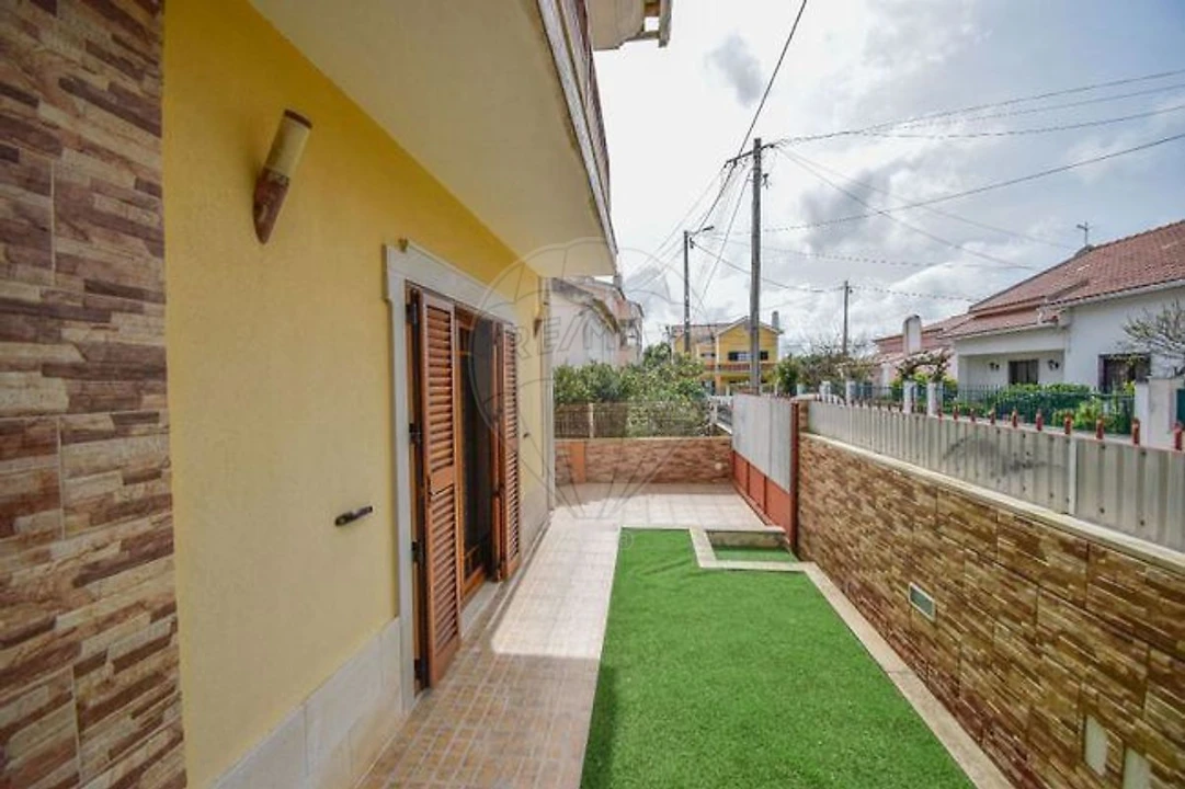 Moradia T3 para Venda em Santa Maria e São Miguel, São Martinho, São Pedro Penaferrim Foto 26