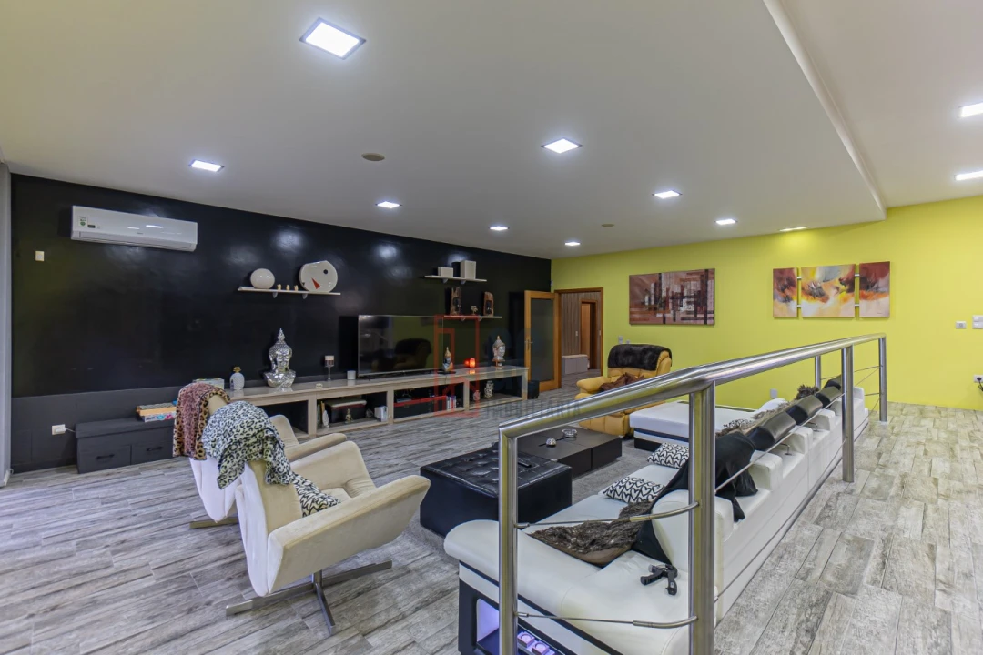 Moradia T4 para Venda em Gulpilhares e Valadares Foto 51