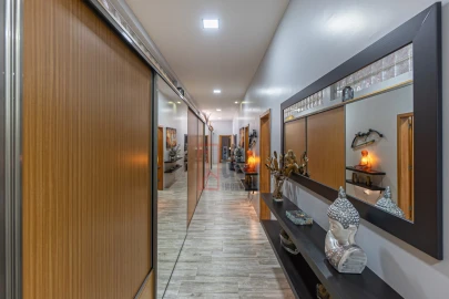 Moradia T4 para Venda em Gulpilhares e Valadares