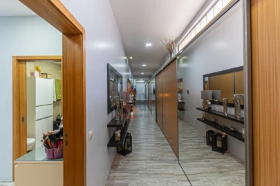 Moradia T4 para Venda em Gulpilhares e Valadares