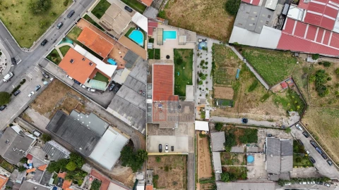 Moradia T4 para Venda em Gulpilhares e Valadares