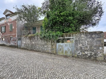 Moradia T8 para Venda em Moledo e Cristelo