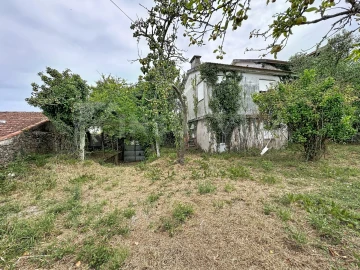 Moradia T8 para Venda em Moledo e Cristelo