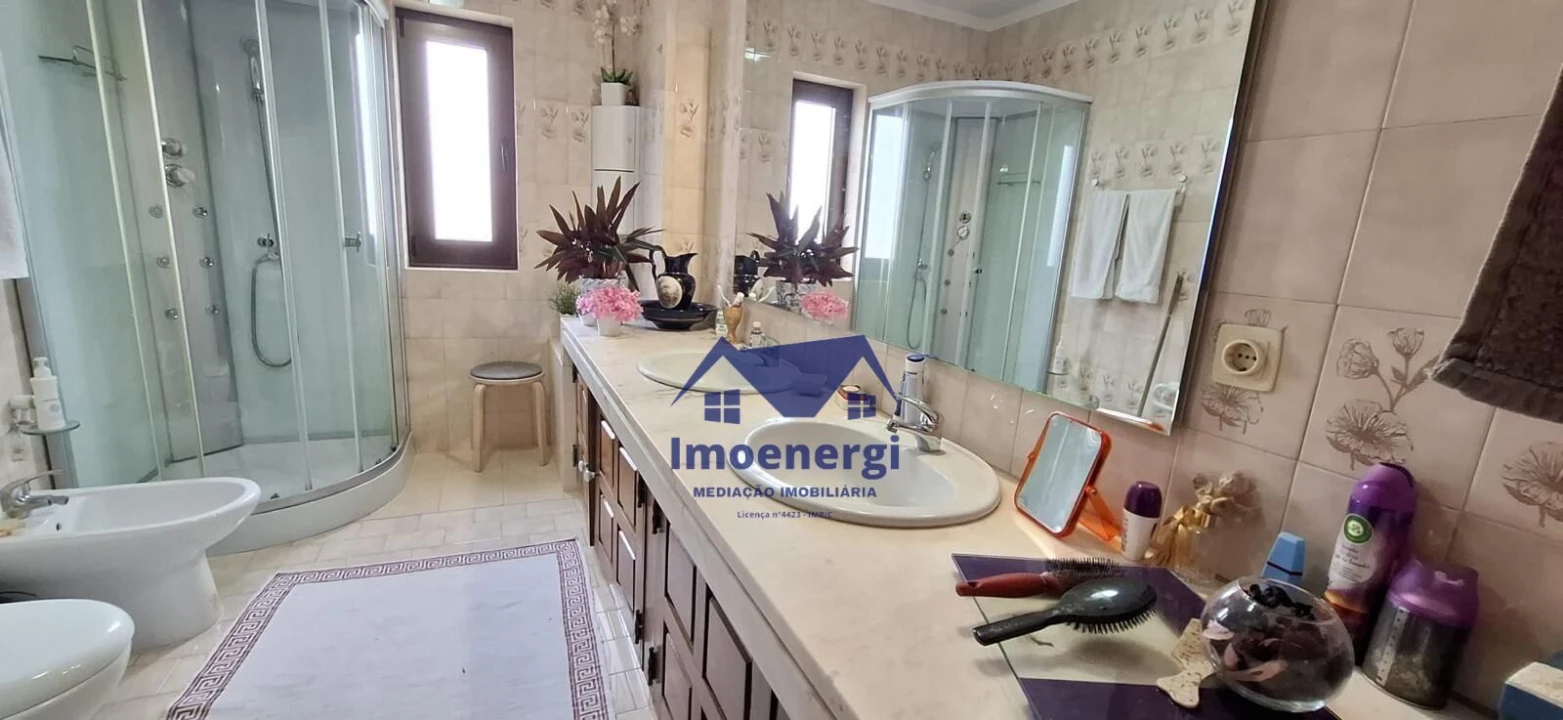 Moradia T4 para Venda em Póvoa de Varzim, Beiriz e Argivai Foto 8