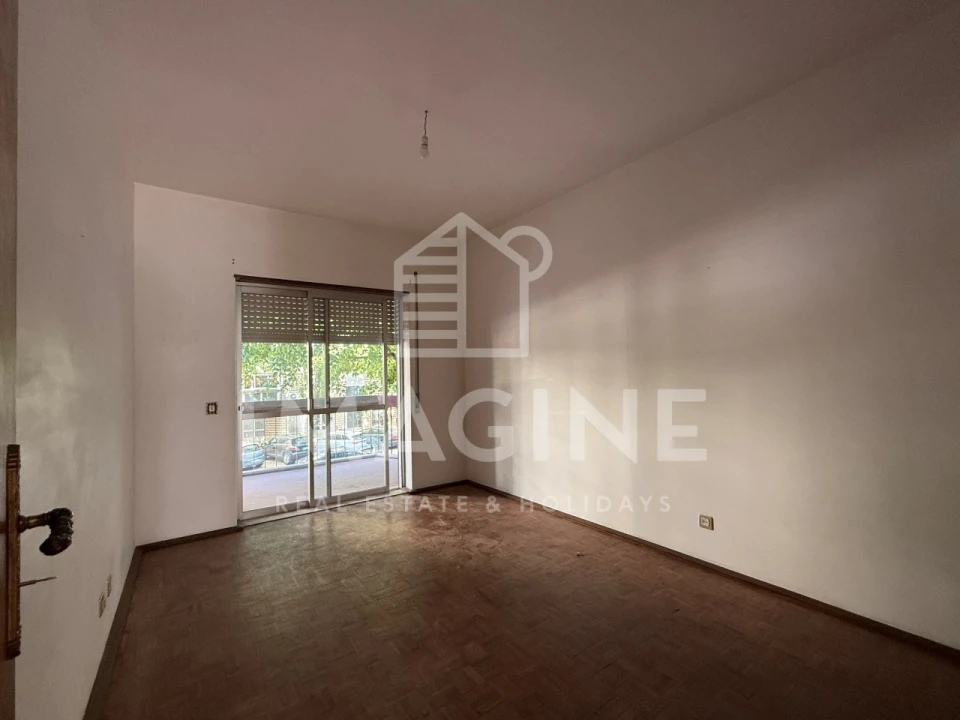 Apartamento T3 para Venda em União das Freguesias de Setúbal Foto 3