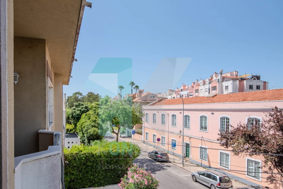 Apartamento T1 para Venda em Oeiras e São Julião da Barra, Paço de Arcos e Caxias Foto 1