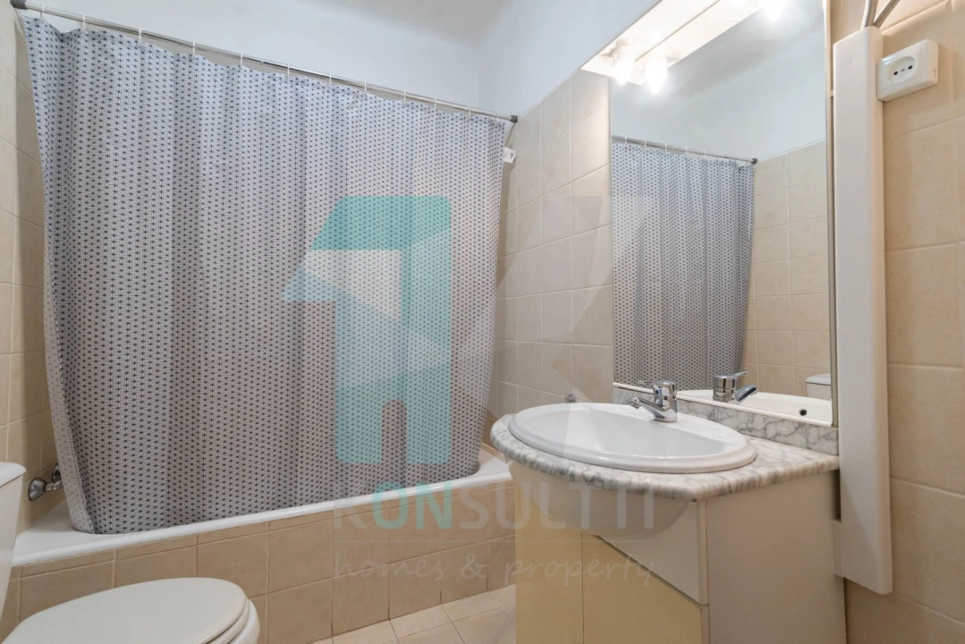 Apartamento T1 para Venda em Oeiras e São Julião da Barra, Paço de Arcos e Caxias Foto 17
