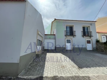 Moradia T3 para Venda em Reguengo Grande