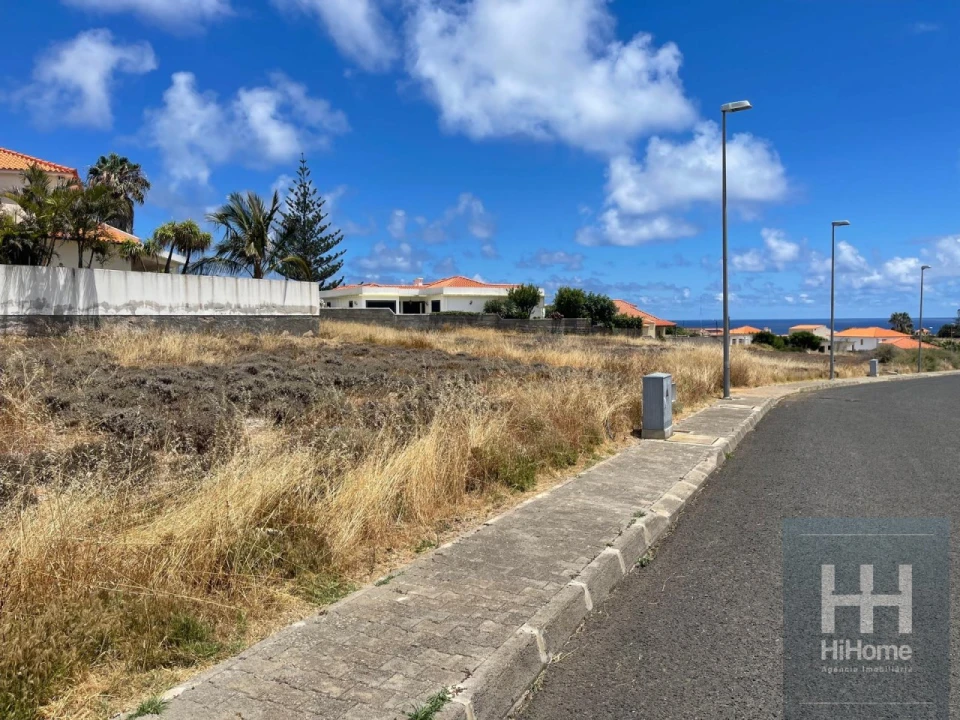 Terreno para Venda em Porto Santo Foto 2