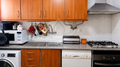 Apartamento T2 para Venda em Santa Iria de Azoia, São João da Talha e Bobadela