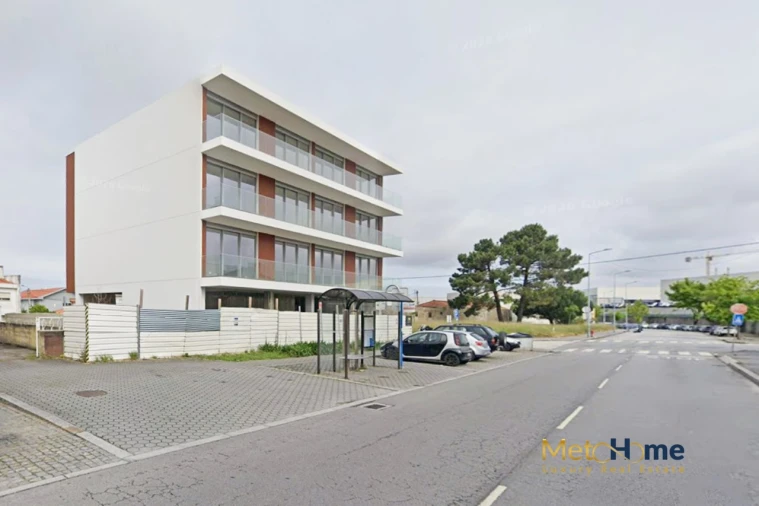 Apartamento T2 para Venda em Madalena Foto 30