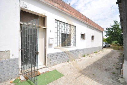 Loja para Venda em Amora